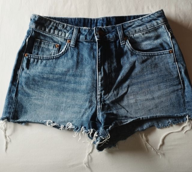 Pantalón corto Divided H&M