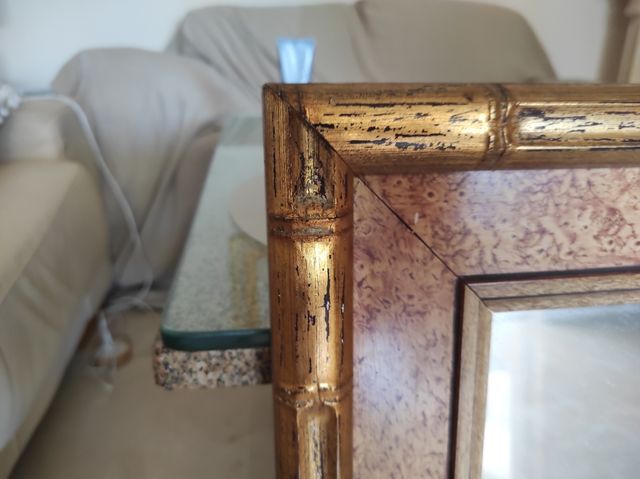 Espejo en cuadro de bambú dorado