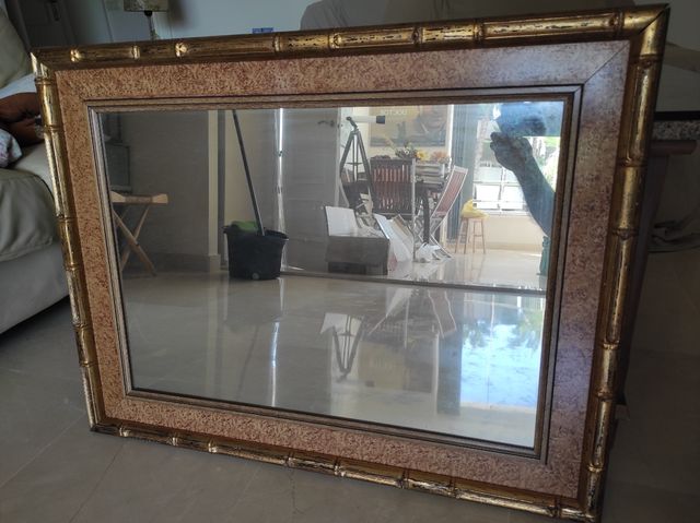 Espejo en cuadro de bambú dorado