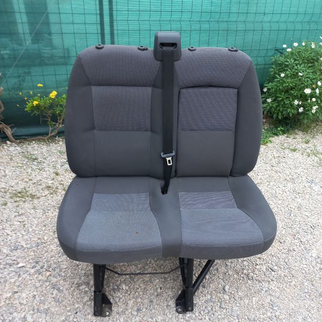 Asiento doble copiloto ducato de segunda mano por 40 EUR en Torrelavega en WALLAPOP Asiento doble copiloto ducato de segunda mano por 40 EUR en Torrelavega en WALLAPOP