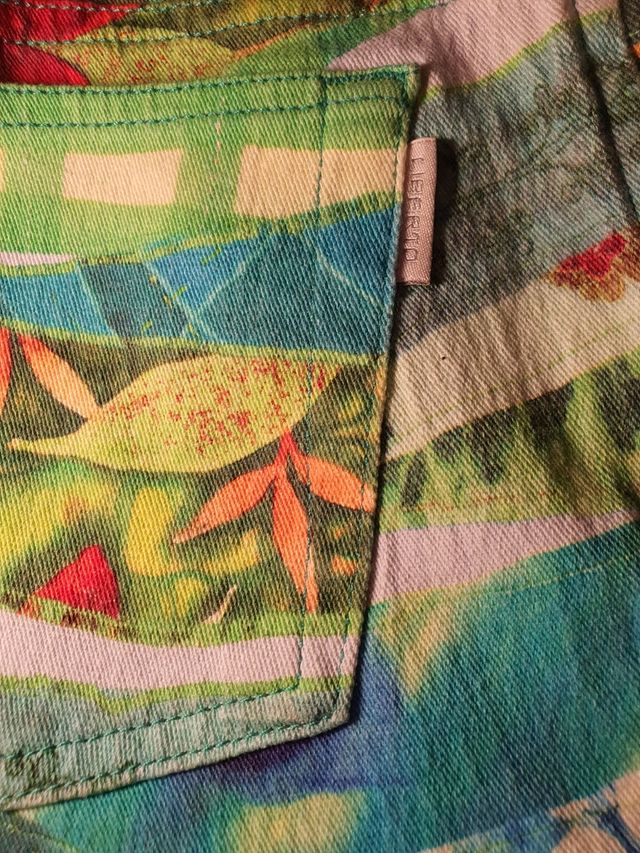 pantalón vaquero estampado, Liberto.