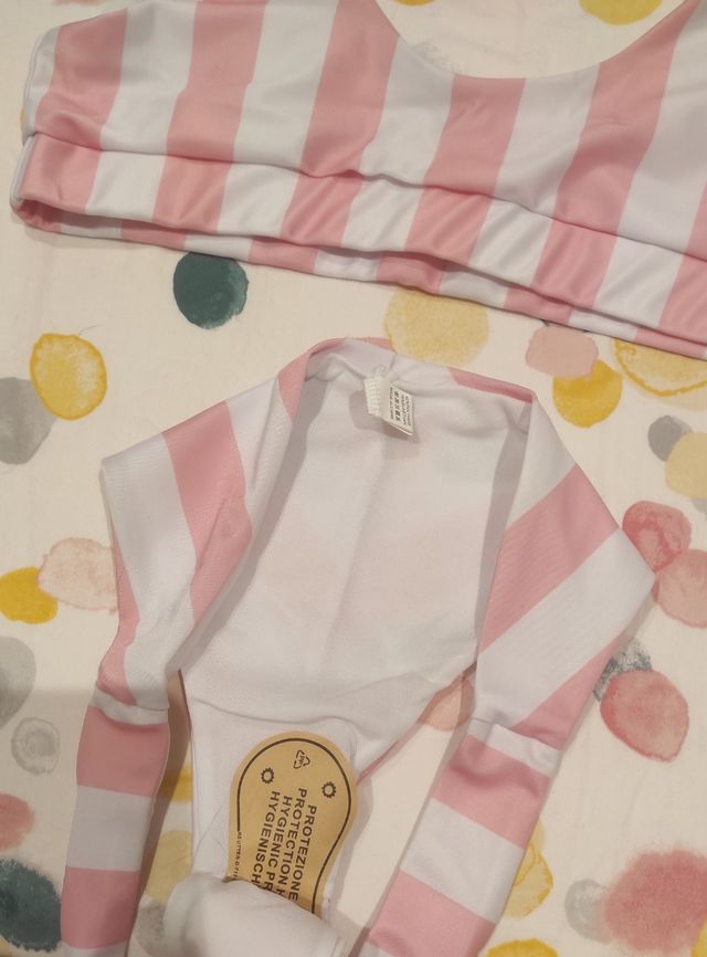 bikini de rayas rosas