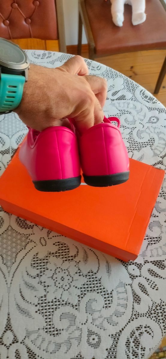 zapatillas de futbito nike mercurial.