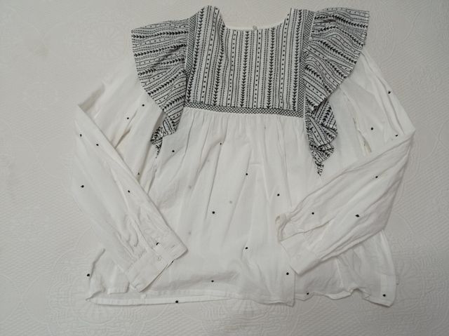 Camisa blanca bordada Zara girl manga larga