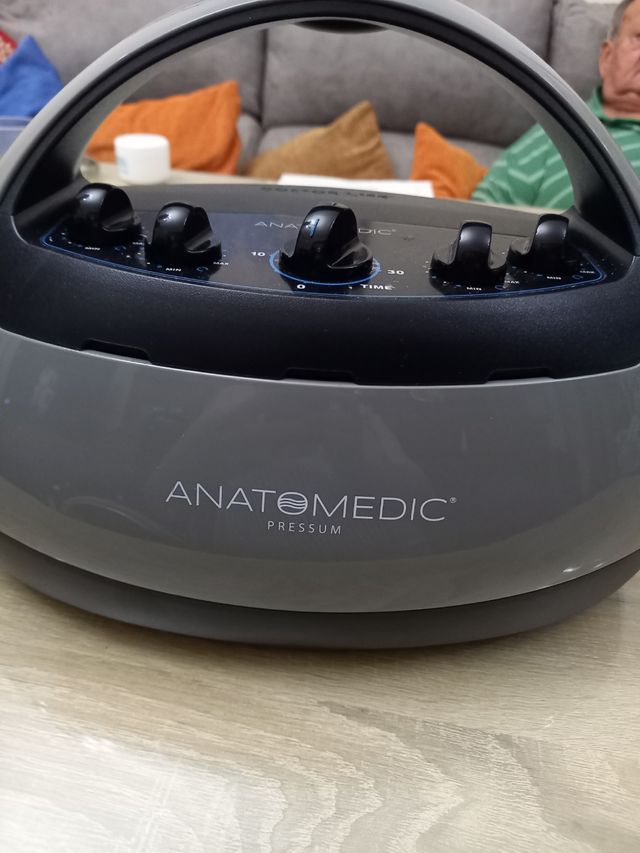 equipo presoterapia piernas y brazos . nuevo caja