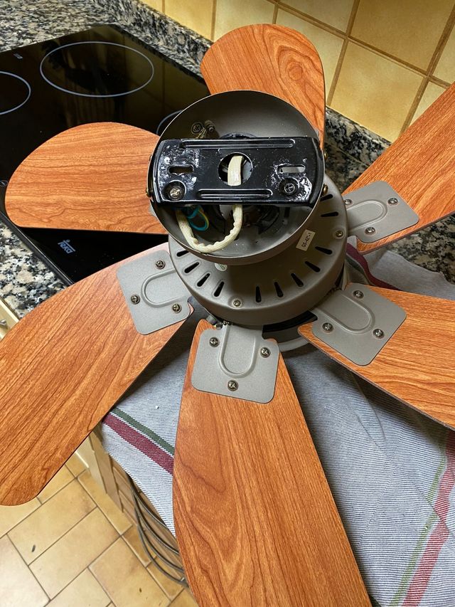 VENTILADOR DE TECHO. REBAJADO