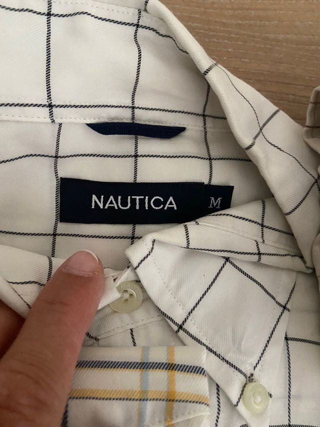 Surtido de camisas de hombre de firmas