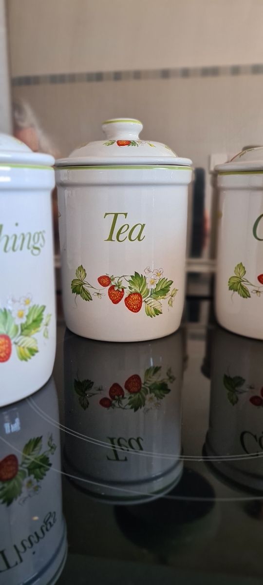 Tarros de cocina de porcelana inglesa. SOLIDARIO.