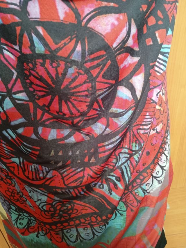 VESTIDOS DE LICRA. 2x 3€.