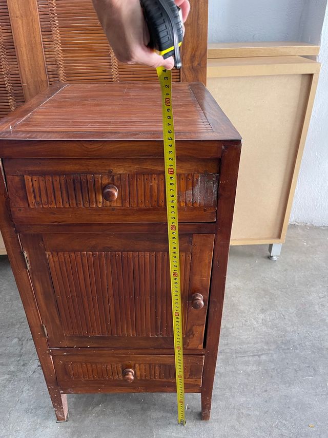 Cabecero y 2 mesitas madera teka