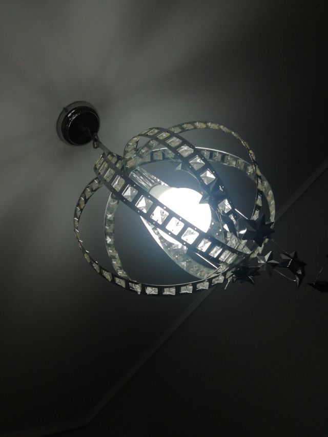 Lámpara metal y cristales