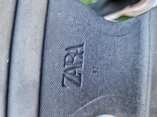 zapatillas deportivas Zara talla 37