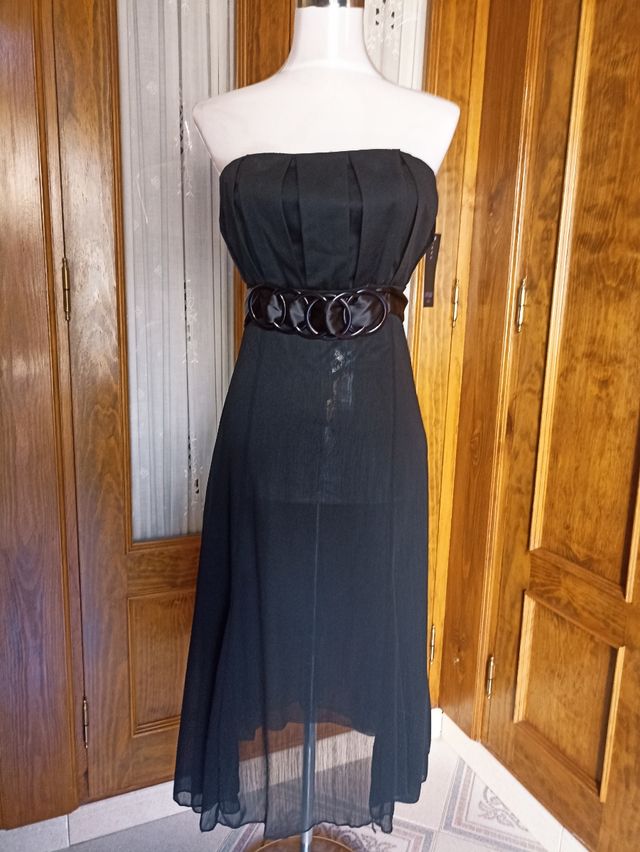 Vestido negro nuevo