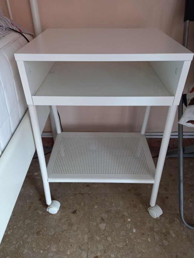 Mesitas de noche Ikea blancas