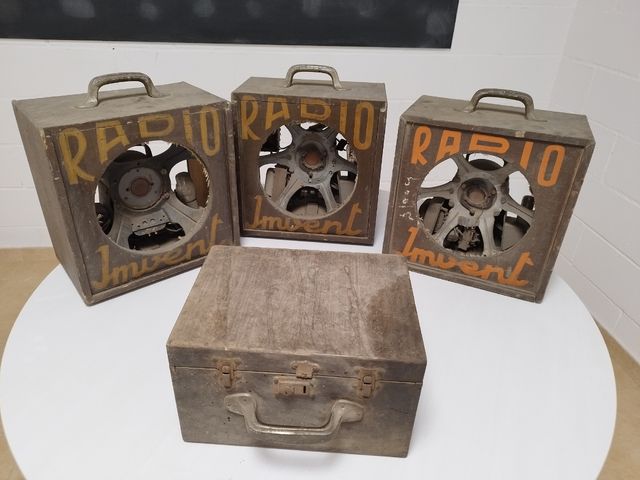 equipo antiguo de amplificador de válvulas 