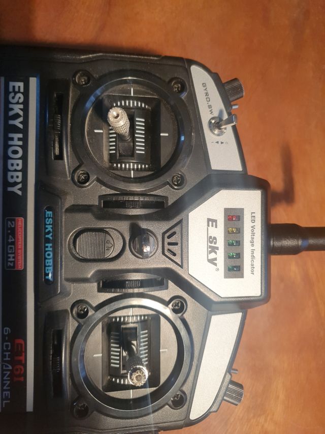 Emisora helicóptero radiocontrol,  con simulador