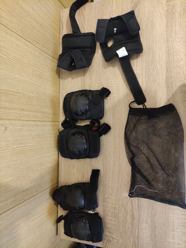 Skateboard Oxelo + Rodilleras + Coderas + Casco