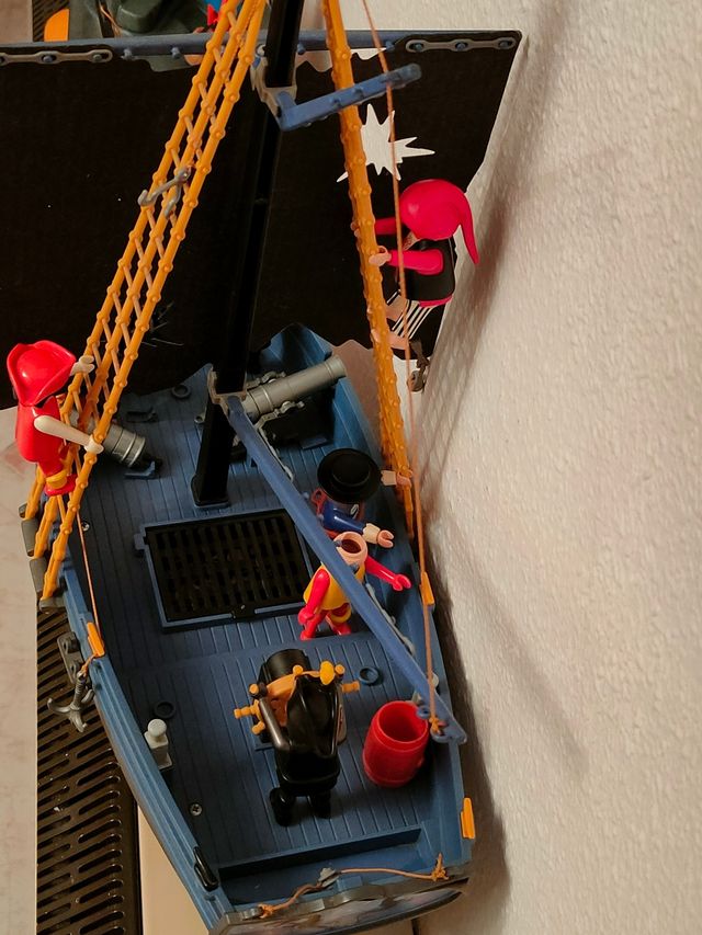 Barco pirata playmovil.