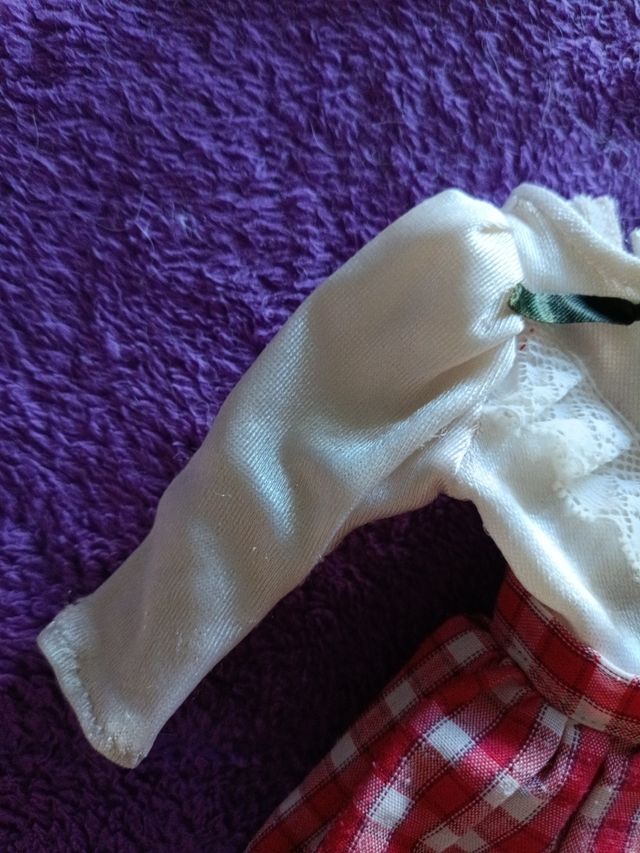 vestido y patinete de Nancy