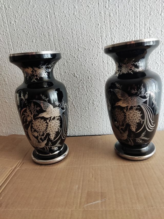 JARRONES CERAMICA CON DECORACION EN PLATA