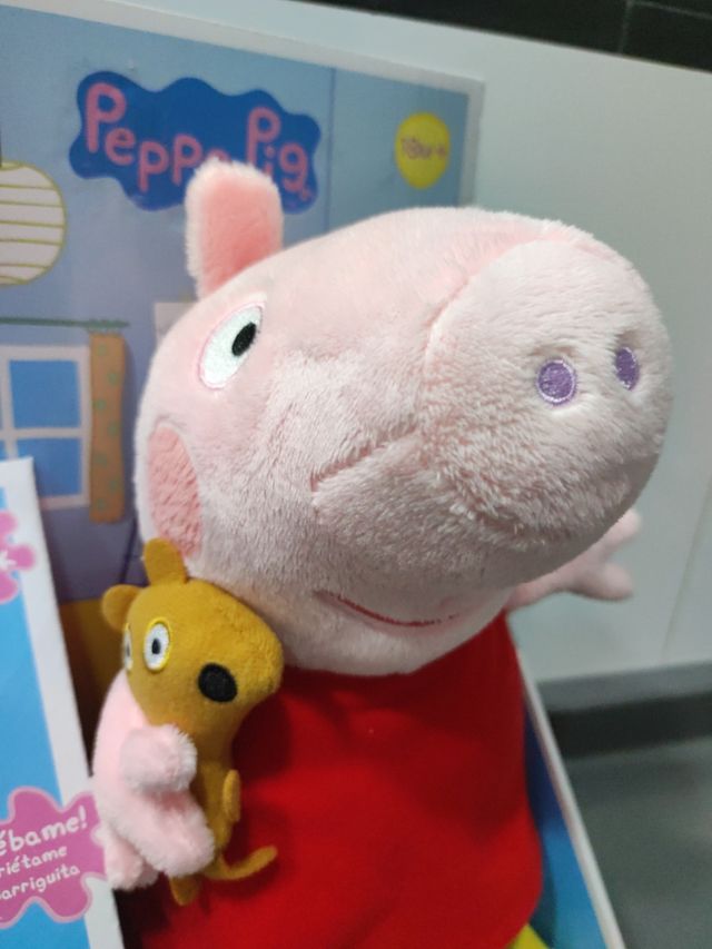 PEPPA PIG. MUÑECO PELUCHE. BANDAI.