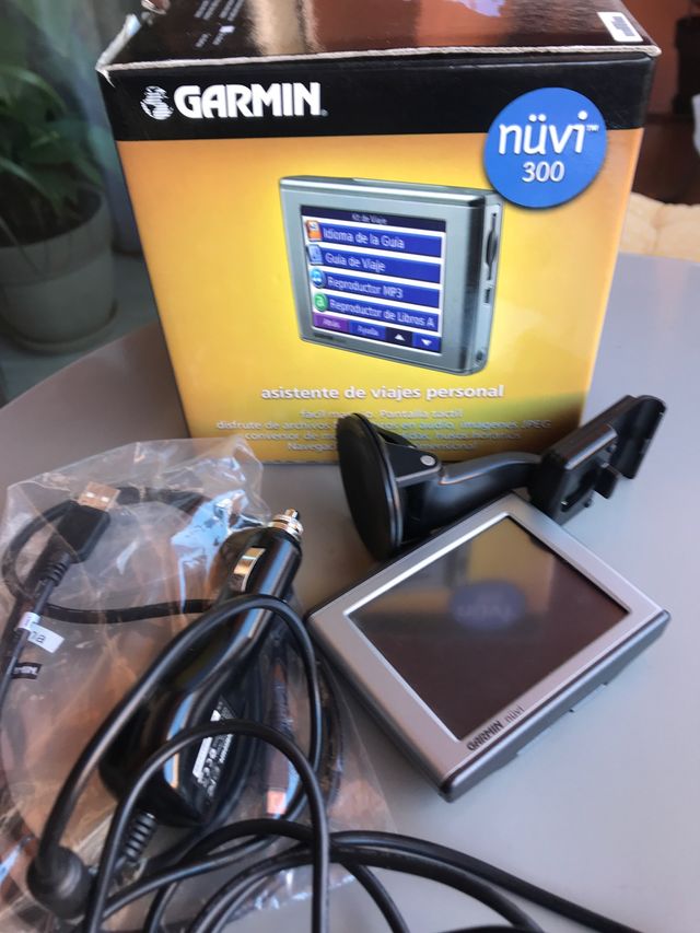 NAVEGADOR GARMIN nüvi 300