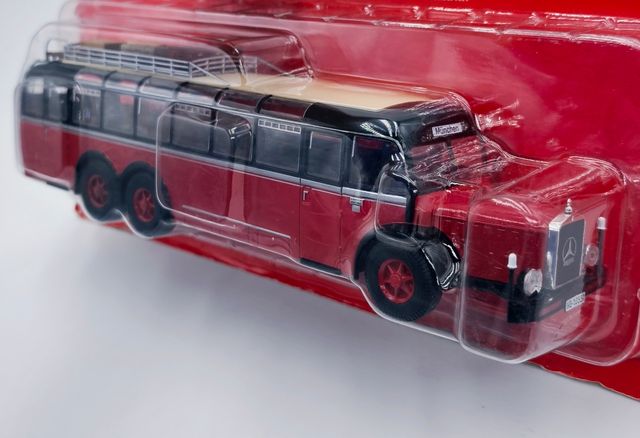 AUTOBÚS MERCEDES BENZ O 10000 1938 1/43 MUNICH