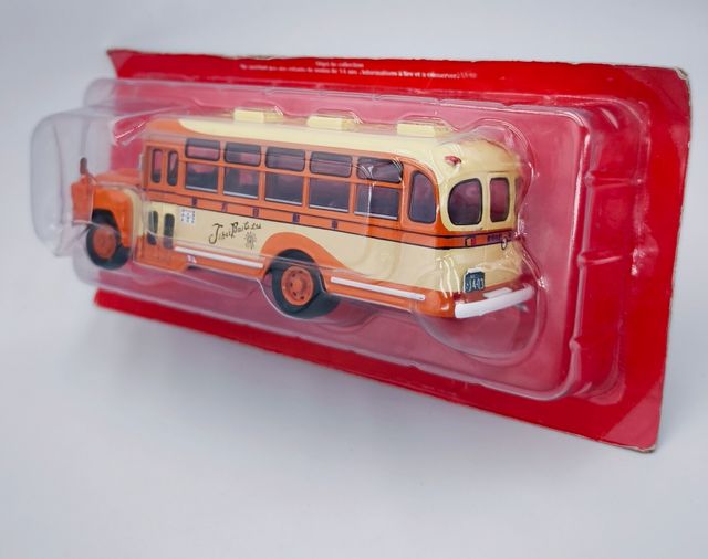 AUTOBÚS ISUZU BXD-30 1962 1/43 JAPÓN HACHETTE