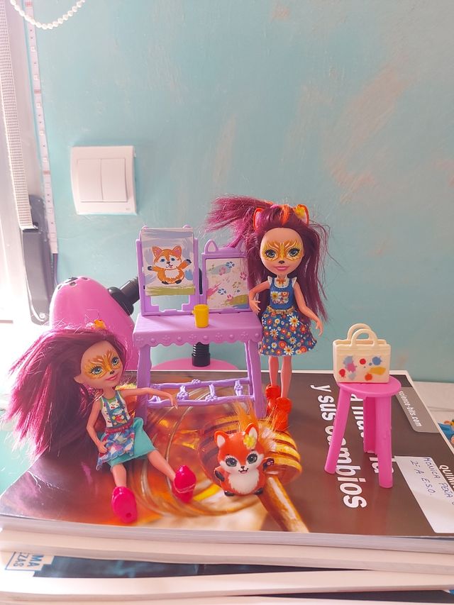 muñecas enchantimals