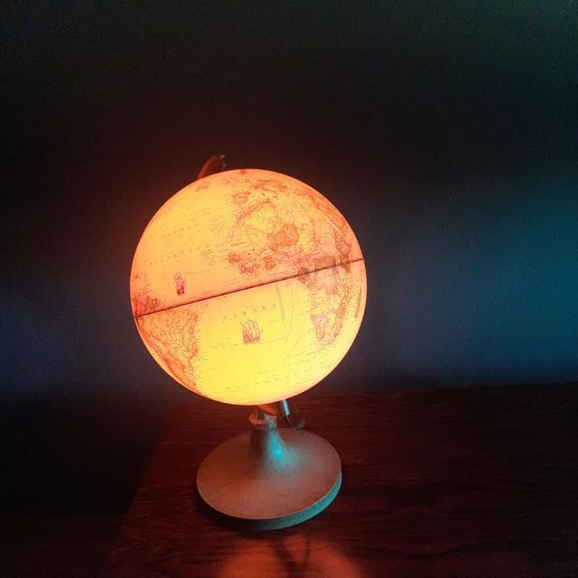 chollazo lámpara mapamundi
