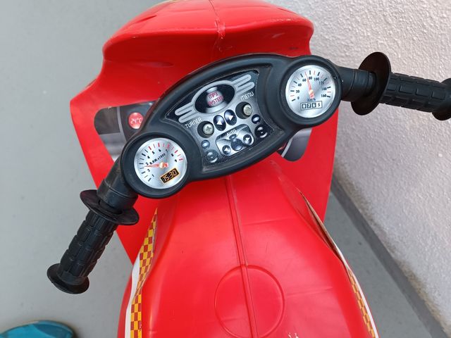 Moto correpasillos o calle