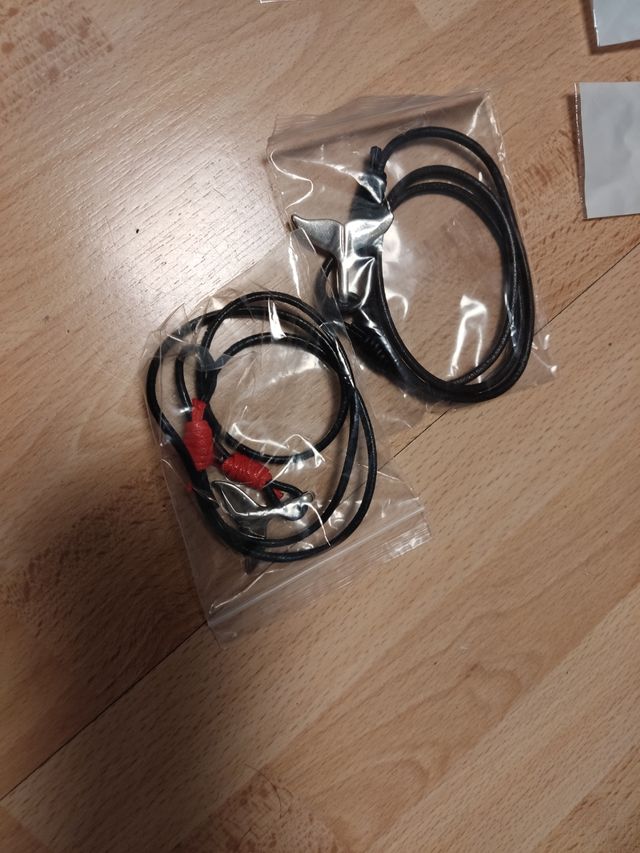 pack de 6 colgantes nuevos y 3 pulseras nuevas