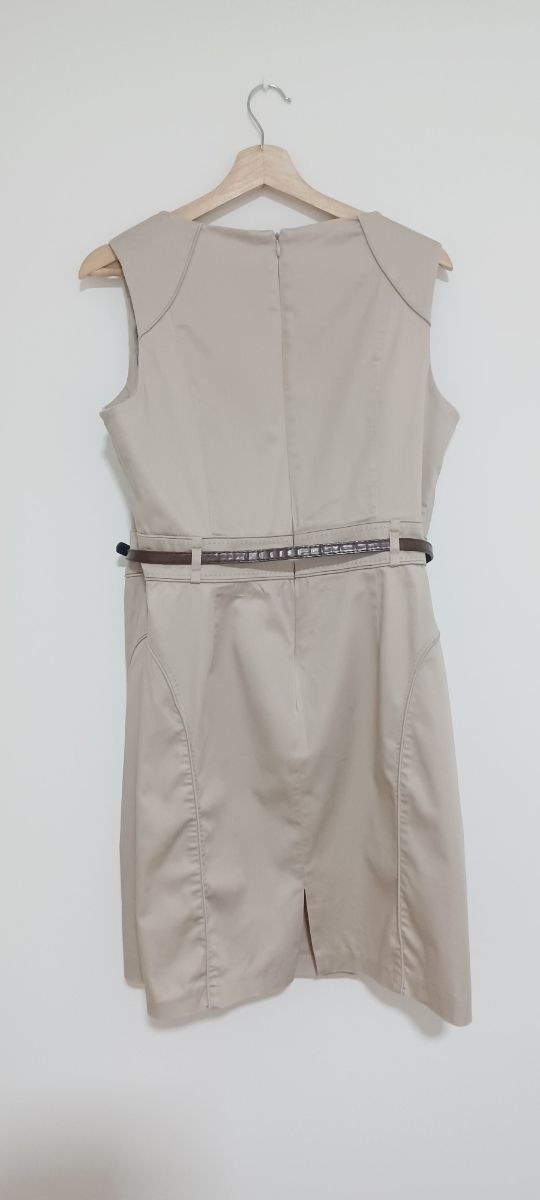 Traje 2 piezas beige ( fondo de armario)