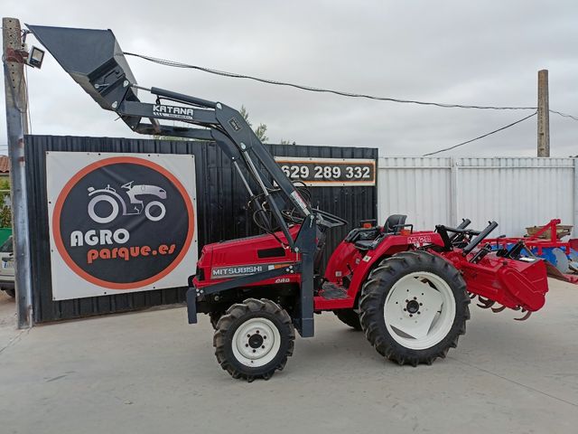 Minitractor Mitsubishi MTx24 con Pala