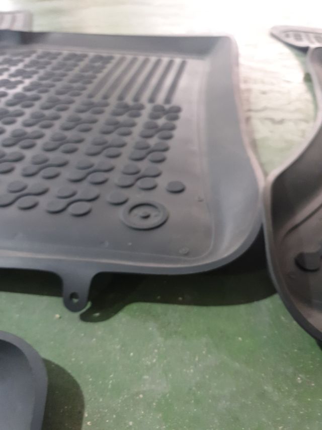Esterillas de goma Audi a4 - a5 2008-2009