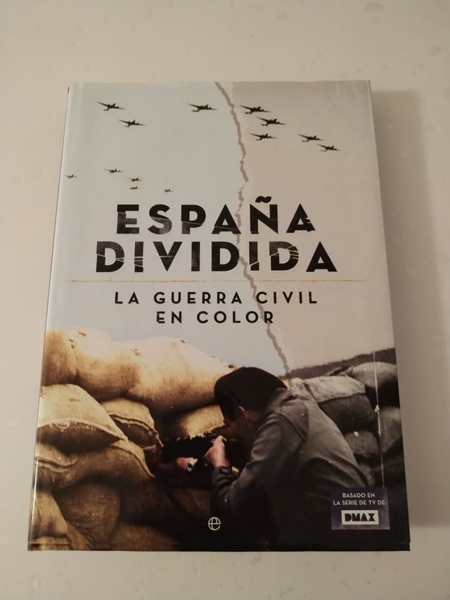 Nuovo libro Divided Spain
