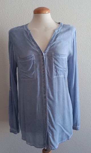 camisa de mangas largas celeste en degrade.talla L