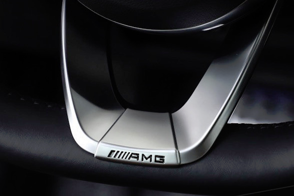 EMBLEMA LOGO AMG VOLANTE MERCEDES BENZ CLASE A B C