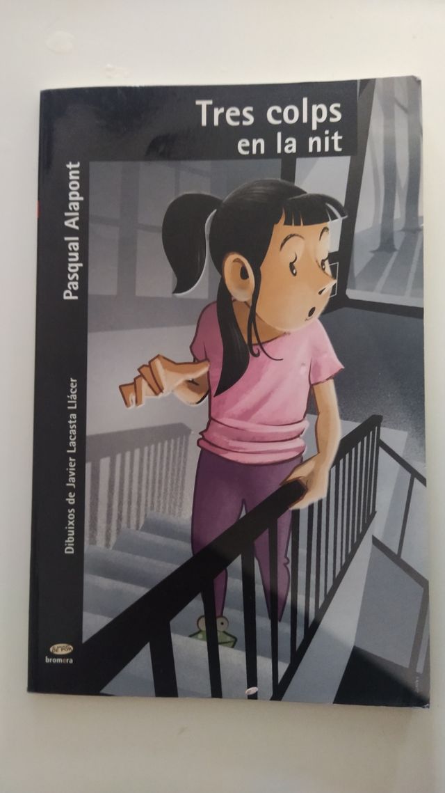 TRES COLPS EN LA NIT