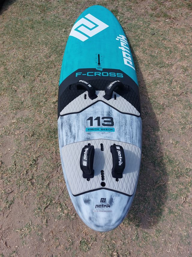 TABLA DE WINDSURF PATRIK F CROSS 113 2022 de segunda mano por 1.574 EUR