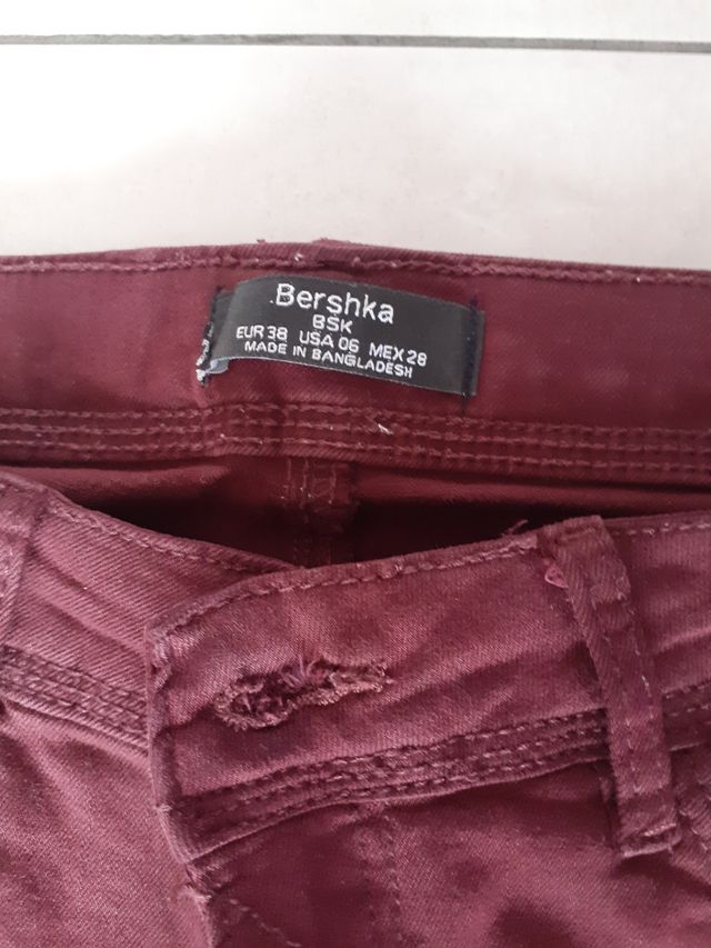 Jeans bordeax elasticizzati donna di Berskha nuovi