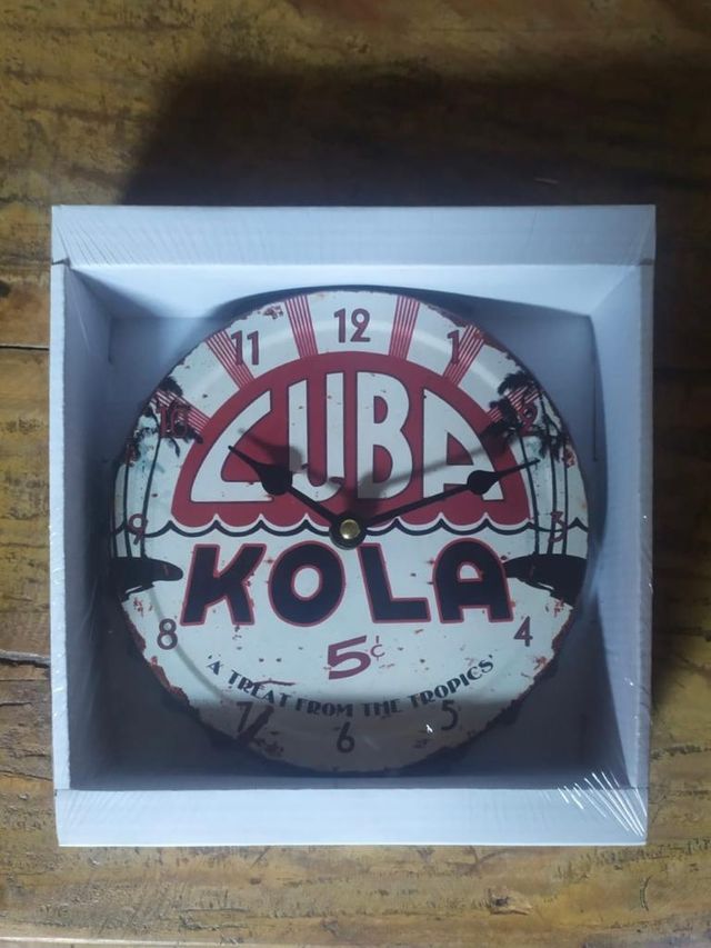 orologio da parete tappo stile vintage