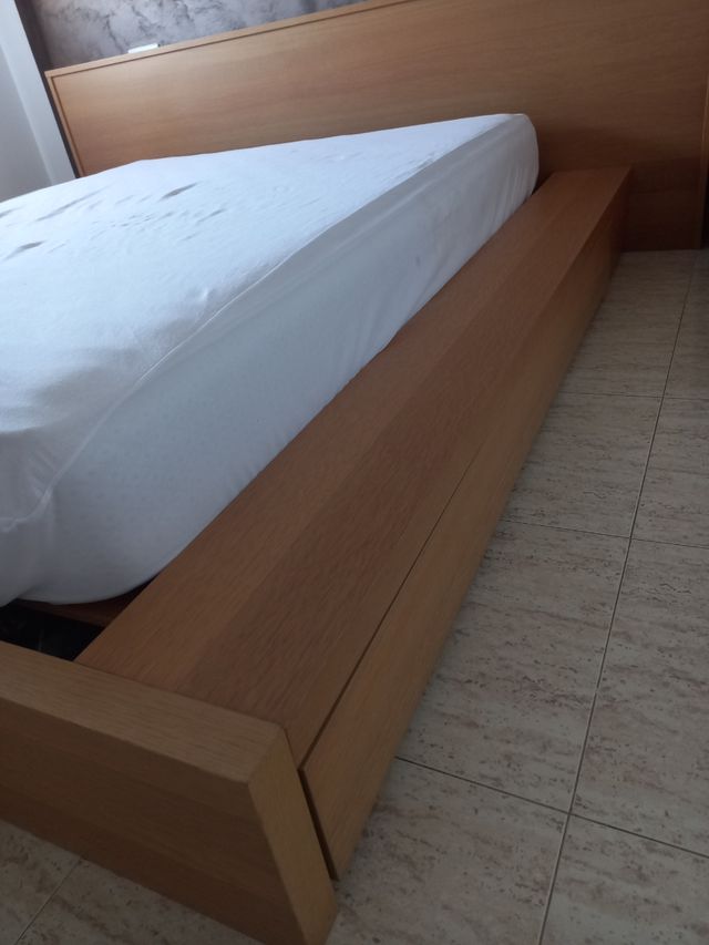 urgente BO CONCEPT cama matrimonio 150x190/200