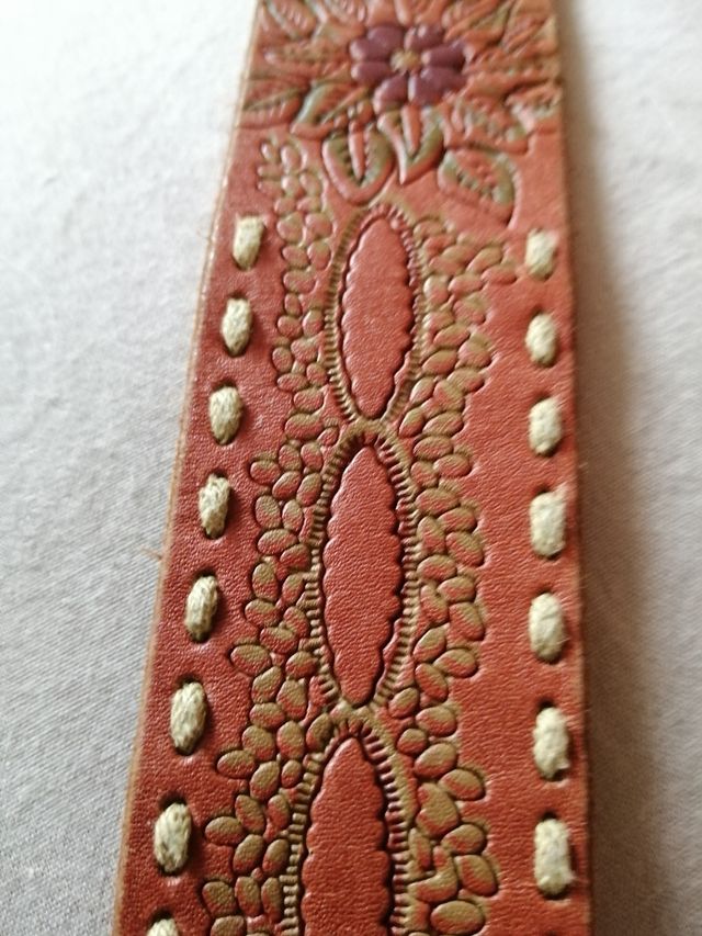 cintura in cuoio - cinturon de cuero