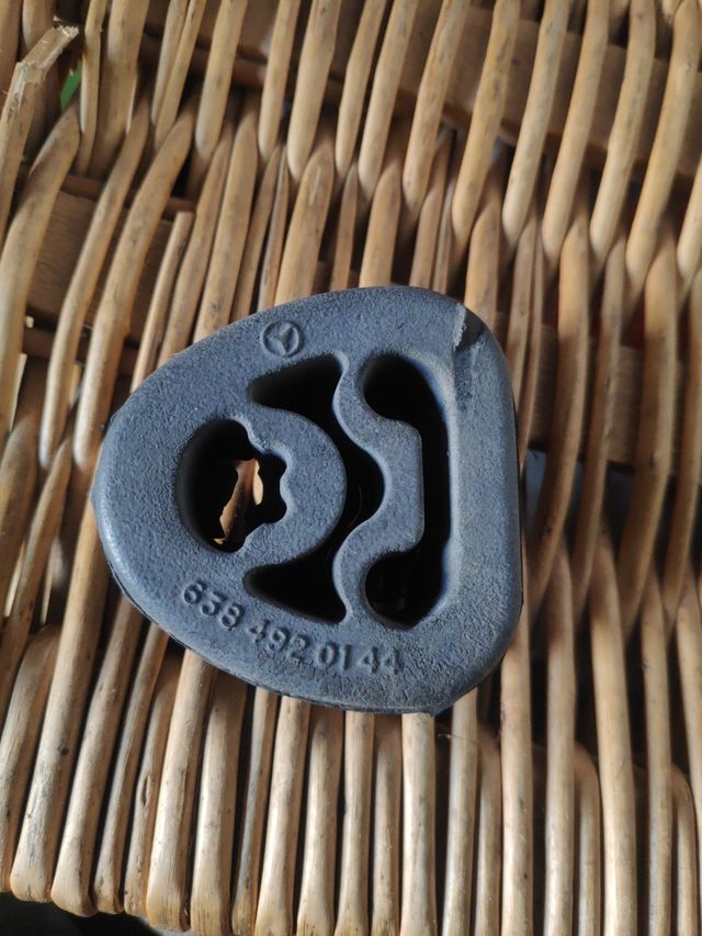 silentblock escape mercedes