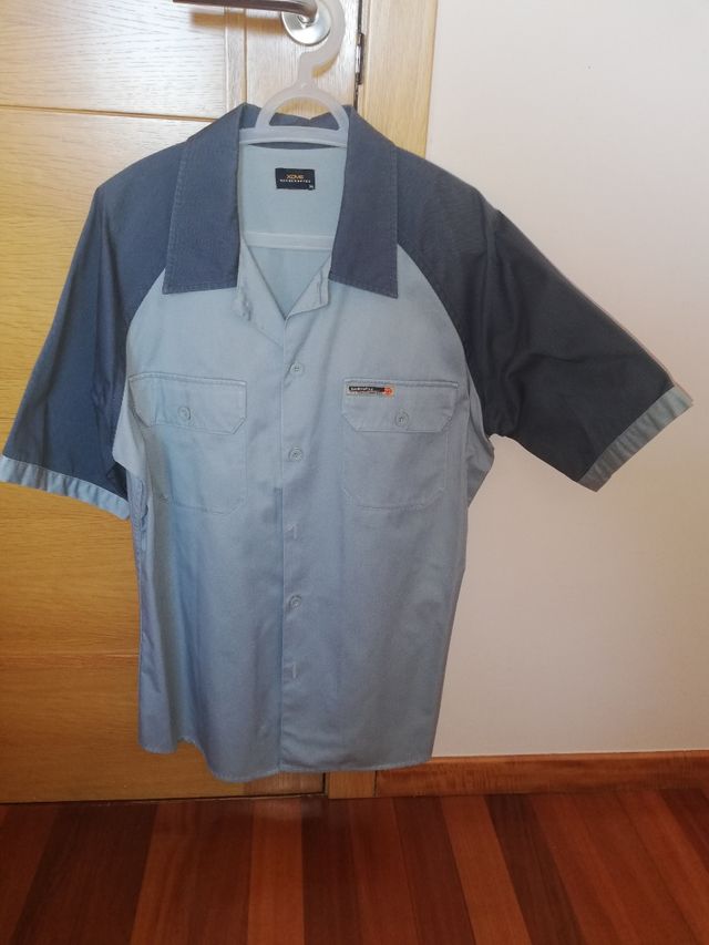 Camisa gris bitono