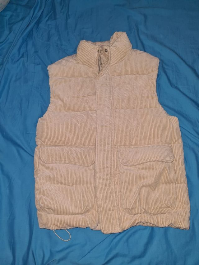 chaquetas y chalecos