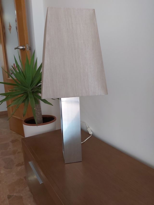 Lámpara de sobremesa