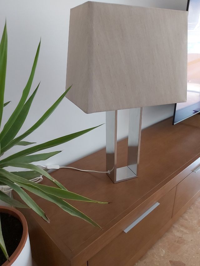 Lámpara de sobremesa