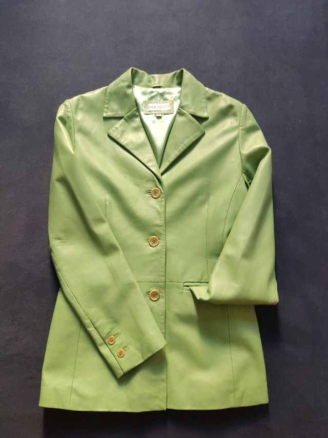 Blazer de piel verde claro